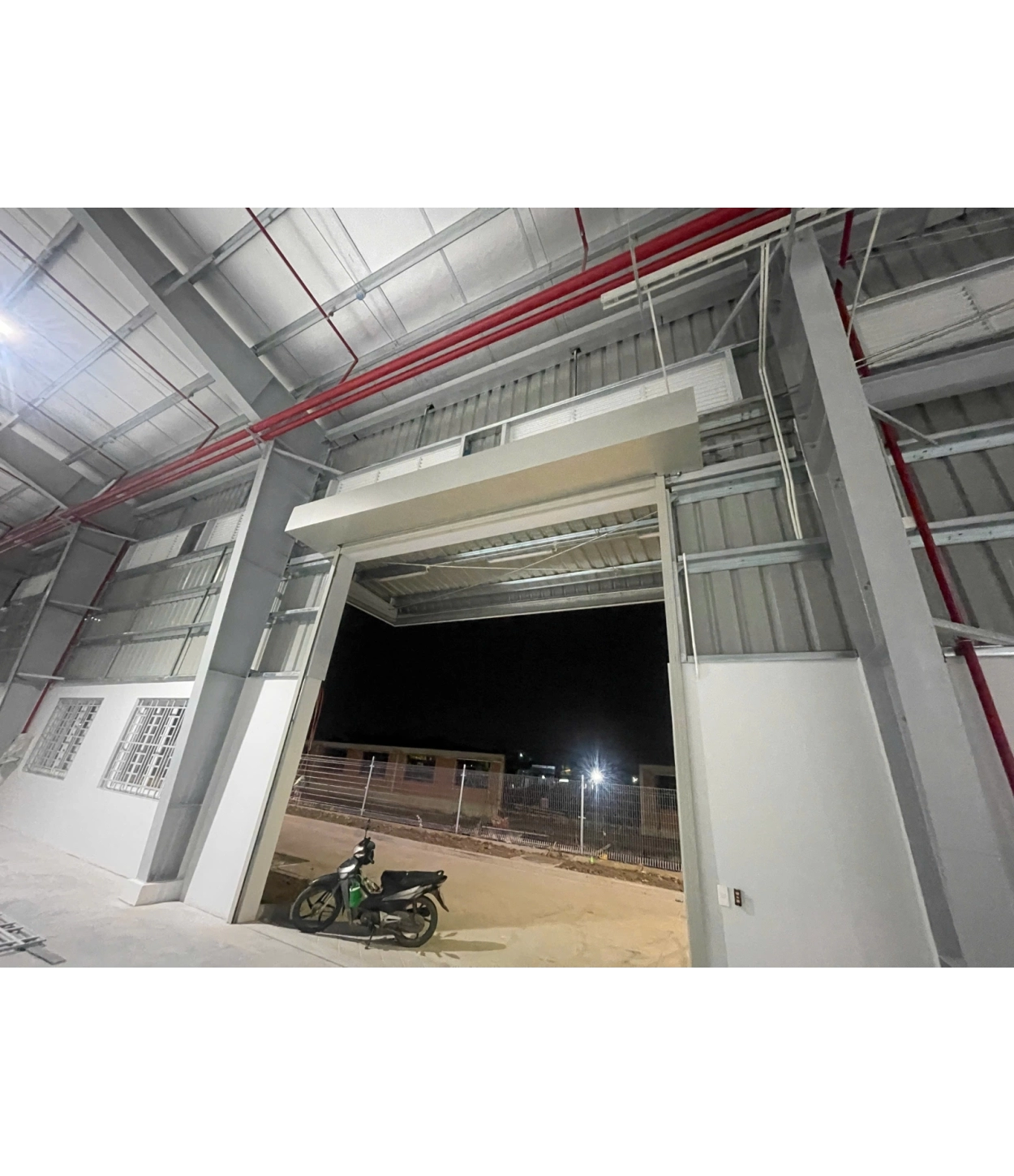 Nhà xưởng SCCI-B9: KCN Tân Đô, Xã Đức Hòa Hạ, Huyện Đức Hòa, Long An