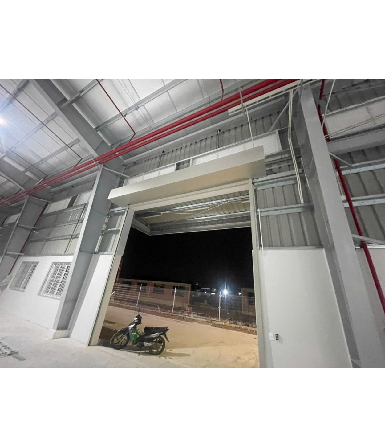 Nhà xưởng SCCI-B9: KCN Tân Đô, Xã Đức Hòa Hạ, Huyện Đức Hòa, Long An
