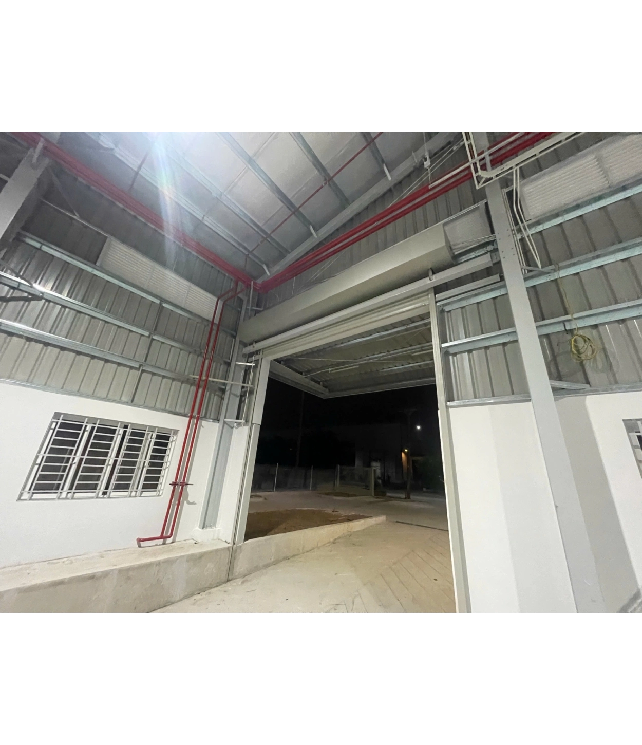 Nhà xưởng SCCI-B9: KCN Tân Đô, Xã Đức Hòa Hạ, Huyện Đức Hòa, Long An
